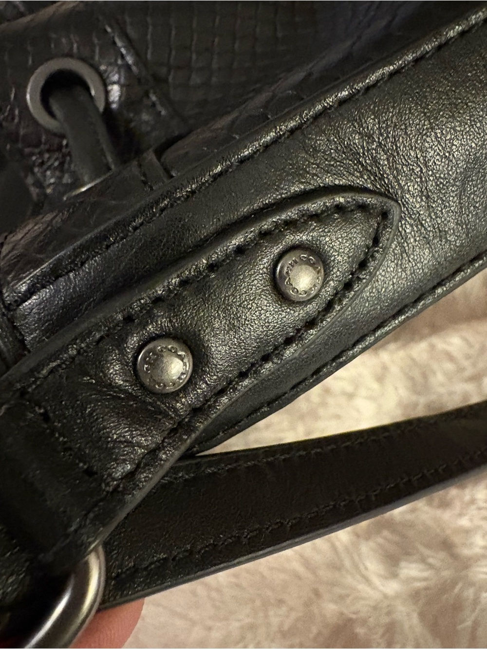 Coach Black Textured Leather Drawstring Shoulder Bag Baby Mickie F36215 - Picture 4 of 7